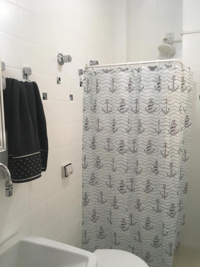 Kitnet Aconchegante Beira Mar. Apartment Сантос Екстериор снимка